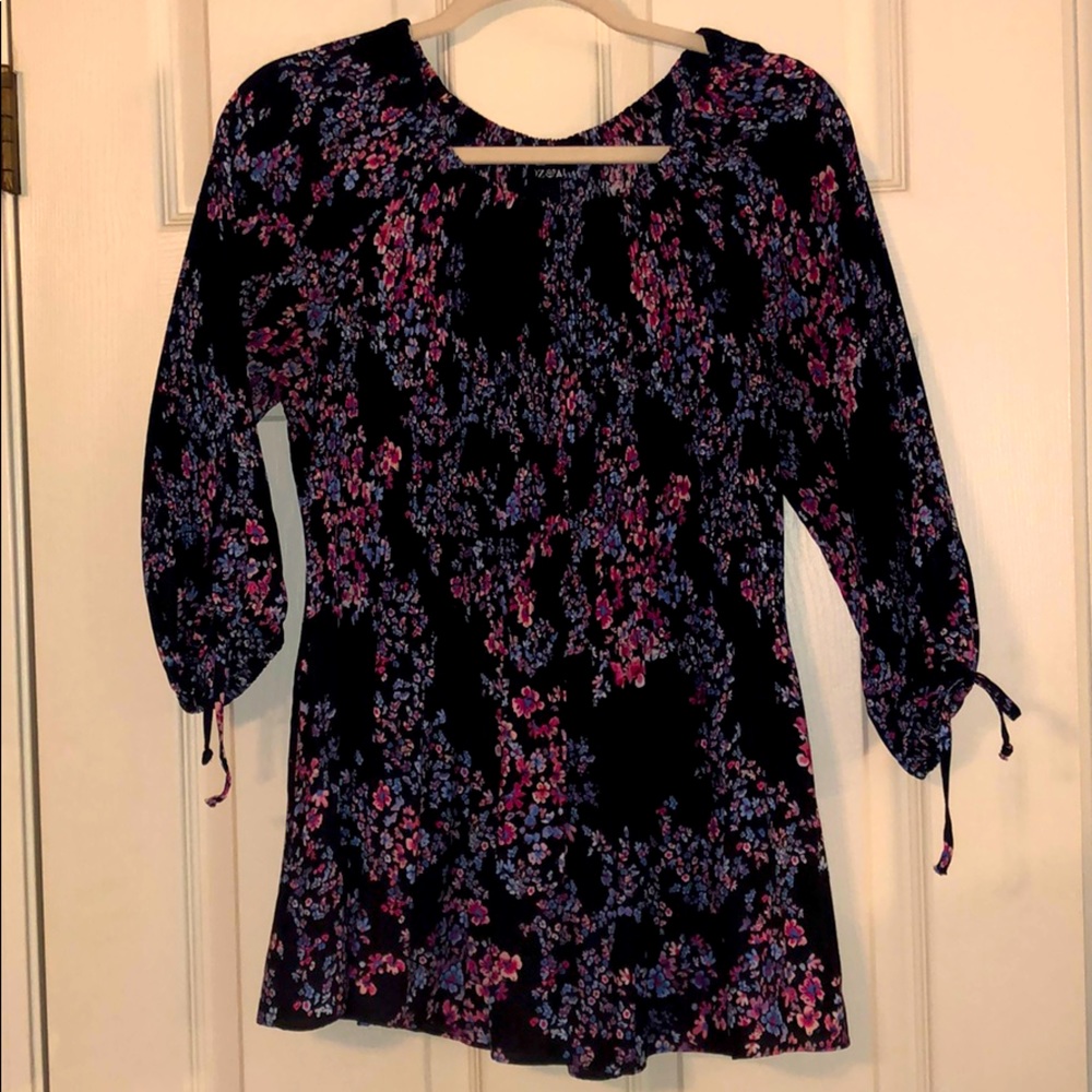 Women’s blouse